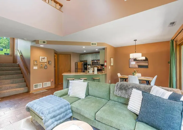 King Bed Fire Pit Pool & Walk To North Course *