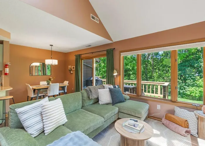 King Bed Fire Pit Pool & Walk To North Course Galena