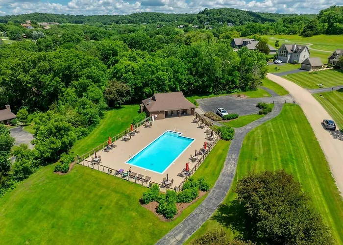 King Bed Fire Pit Pool & Walk To North Course *