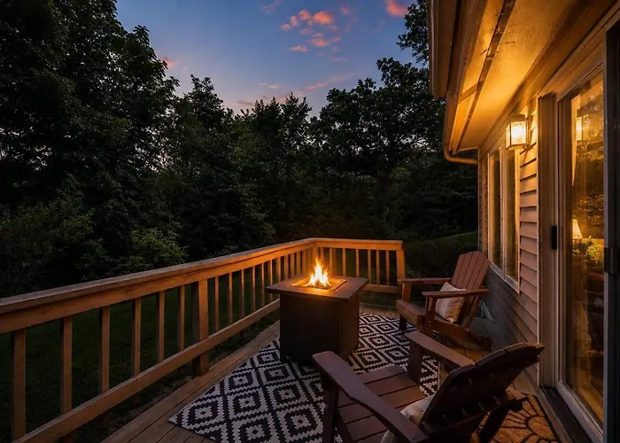 King Bed Fire Pit Pool & Walk To North Course